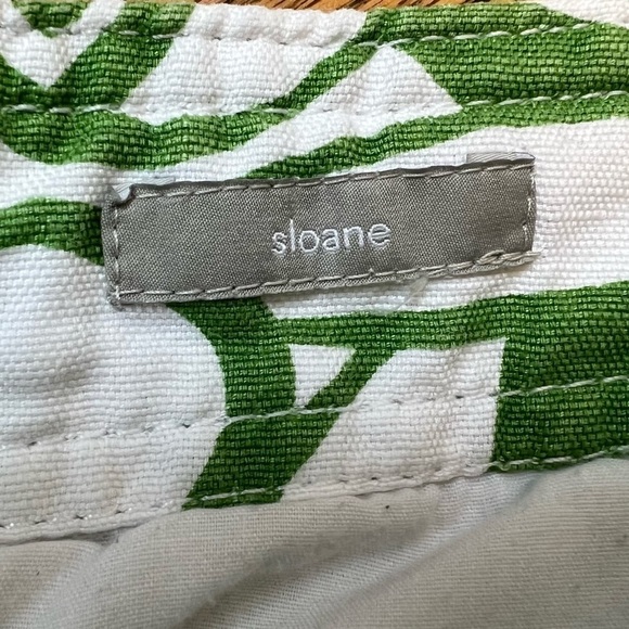 Liz Claiborne Sloane Women’s Size 8 Green White Floral Print Shorts Pockets Fun - Picture 4 of 9